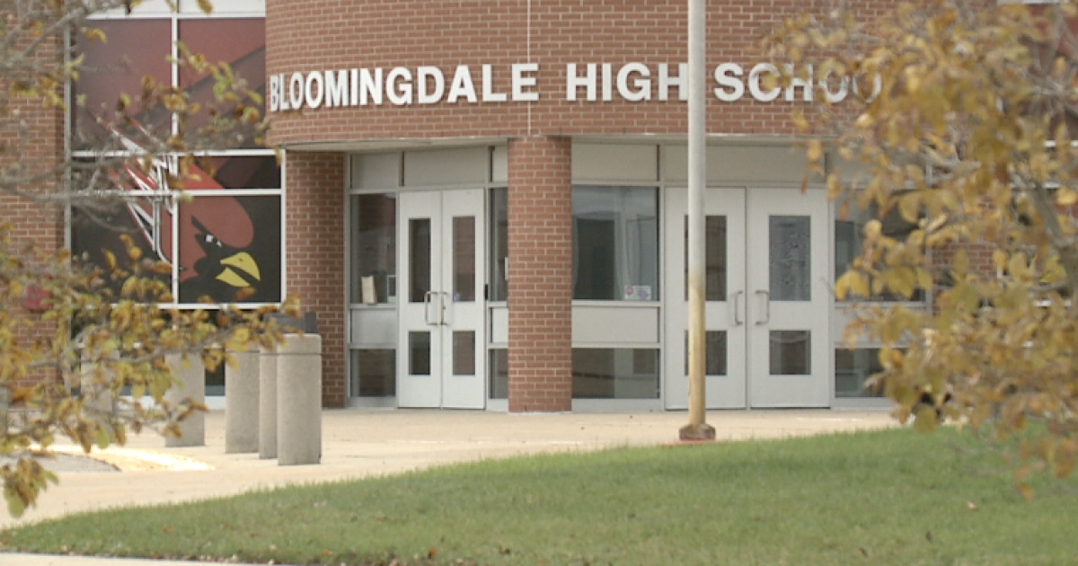 The lawsuit alleges that Bloomingdale Public Schools failed to pay overtime